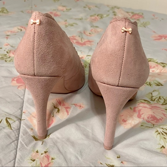 Ted Baker Scalloped Trim Heels - Picture 4 of 7